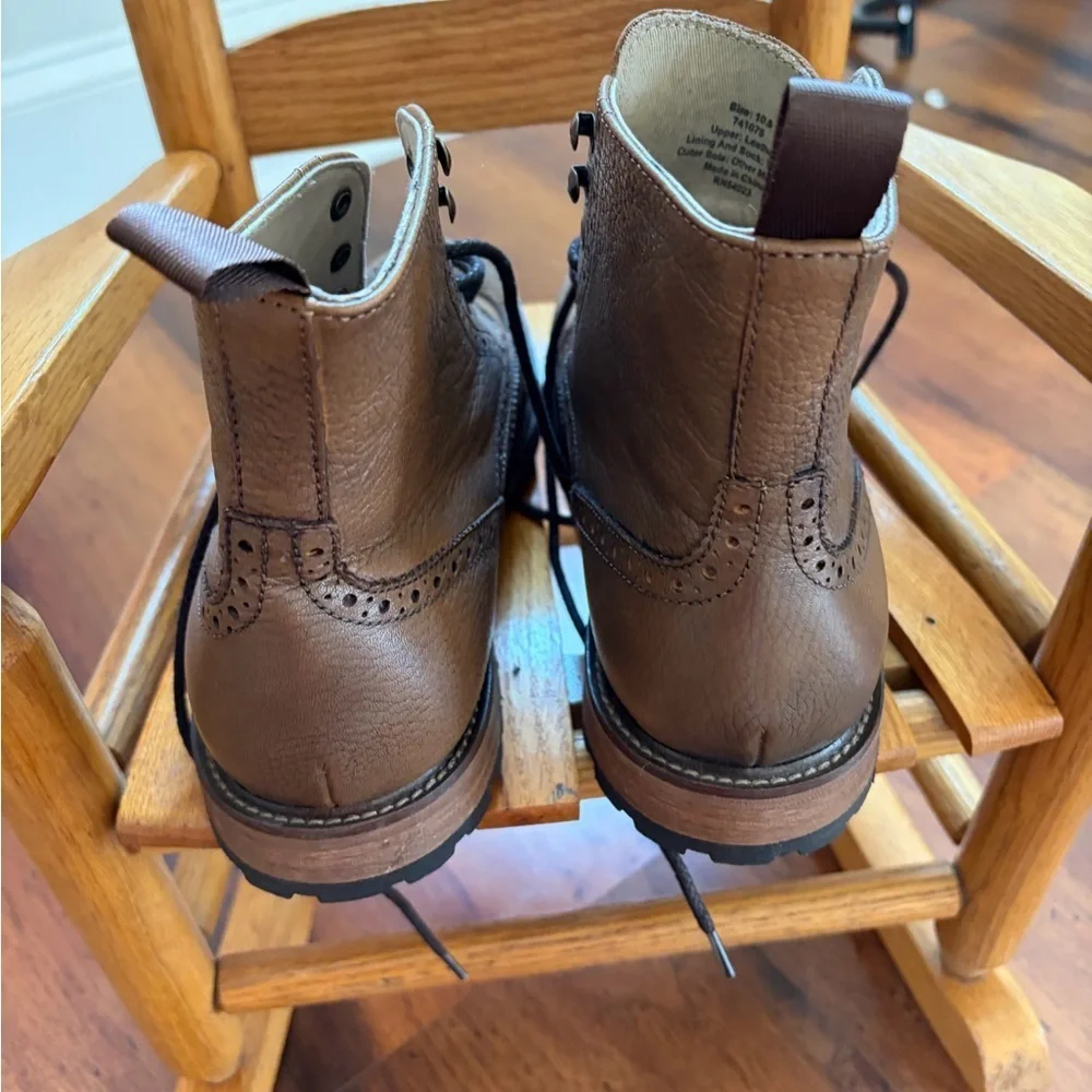 Banana Republic Tan Leather Brogue Boots